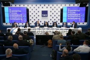 20 сентября в Москве прошел круглый стол «Российский агропромышленный комплекс: успехи на внутреннем рынке и стратегия продвижения экспорта» 20 сентября в Москве прошел круглый стол «Российский агропромышленный комплекс: успехи на внутреннем рынке и стратегия продвижения экспорта»