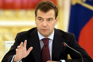  Медведев: РФ снимет продэмбарго после отмены западных санкций 