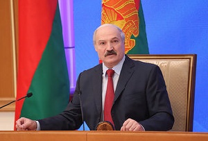 Лукашенко жестко раскритиковал претензии Данкверта к белорусскому продовольствию