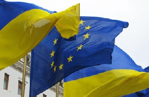 ЕС отложил формирование зоны свободной торговли с Украиной до 2016 года ЕС отложил формирование зоны свободной торговли с Украиной до 2016 года