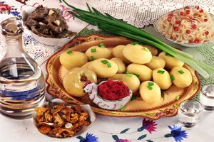 Власти откроют за рубежом павильоны для дегустации российских продуктов