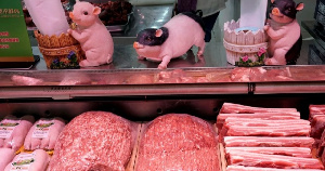 Розничная цена свинины в Китае вплотную приблизилась к 60 юаням за килограмм 