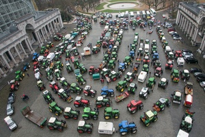 Брюссель ожидает транспортный коллапс из-за протеста фермеров