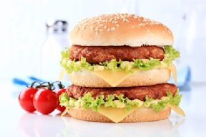 «Оренбив» & McDonalds: кому и что поставляет мясокомбинат