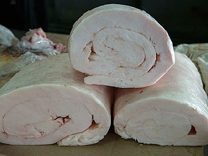 Более 600 кг сала и мяса возвращено на Украину