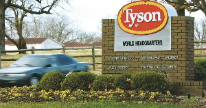 Tyson Foods будет еженедельно тестировать работников на коронавирус 