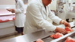 Около 10 тысяч тонн казахстанского мяса поступит на российский рынок до конца 2014 года