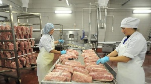 Сколько мяса в свердловской колбасе, и почему почти все мясопереработчики производят фальсификат?