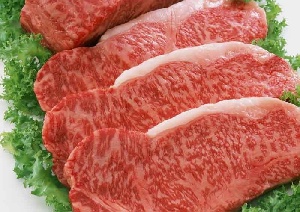Минсельхозпрод Беларуси распределил квоты на импорт свинины и мяса птицы для переработчиков Минсельхозпрод Беларуси распределил квоты на импорт свинины и мяса птицы для переработчиков