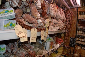 Европейские мясоделы скрывали состав продуктов
