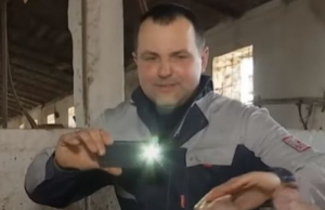 Украинский фермер ведет видеоблог, в котором учит выращивать свиней