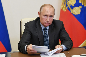 Путин оценил последствия снижения спроса в экономике для АПК
