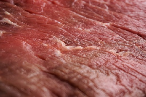 Мировой объем производства мяса вырастет на 13%