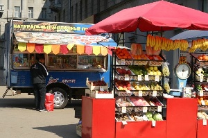 Минпромторг предлагает упростить нестационарную торговлю в России