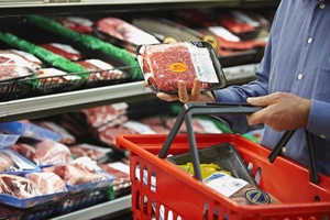 К концу года на рынке в России подорожает мясо - эксперты