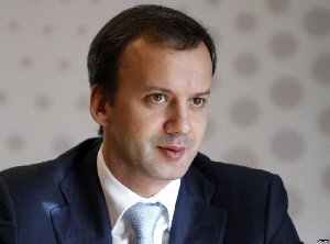 Аркадий Дворкович заявил, что отечественные производители уже начинают получать дивиденды от санкции