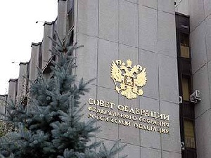 Сенаторы отстояли свободу крестьян. Совет федерации отказался усложнять оформление земель для фермеров Сенаторы отстояли свободу крестьян. Совет федерации отказался усложнять оформление земель для фермеров