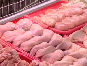 Курица подорожала в Омской области из-за импорта в соседние регионы