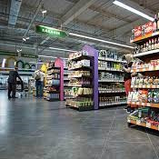 Торговым сетям запретили штрафовать производителей продуктов за недопоставку