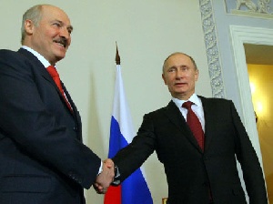 Лукашенко и Путин распорядились найти виновных в ограничении поставок белорусского продовольствия