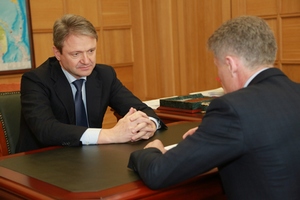  Александр Ткачев провел рабочую встречу с губернатором Сахалинской области Олегом Кожемяко 