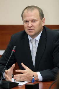 Губернатор Калининградской области Николай Цуканов: Наша аграрная политика позволит полностью обеспечить продовольственную безопасность региона.