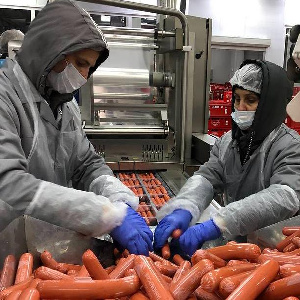 Ставропольский мясокомбинат удвоит выпуск колбас