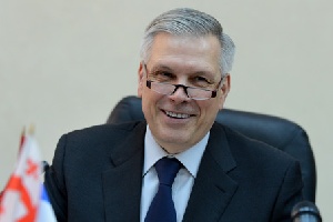 США, Канада и ЕС не смогут сразу после отмены эмбарго возобновить ввоз мяса в РФ