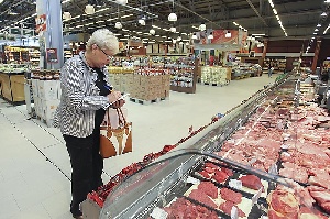 Две торговые точки в Находке с нарушениями торговали мясом