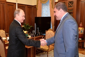  Путин встретился с орловским губернатором. Обсуждали урожай и крупный рогатый скот