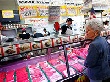 На этикетках мясных продуктов в США обяжут писать историю болезни коровы