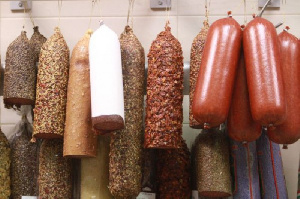 Минский мясокомбинат поставил продукцию за границу с убытком более $150 тысяч