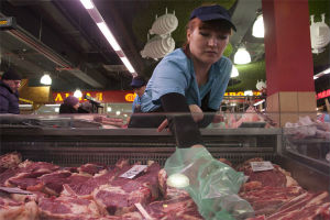 Омских переработчиков заподозрили в "мясном" ценовом сговоре