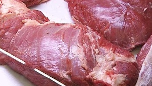 Голландскую свинину пытались ввезти в РФ под видом пюре из Китая