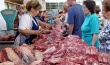 Полицейские изымают с волгоградских рынков сомнительное мясо