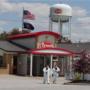 Tyson Foods сокращает производственную сеть в мясном бизнесе США