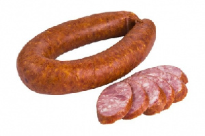 Росконтроль выявил, что производители краковской колбасы сильно сэкономили на мясе