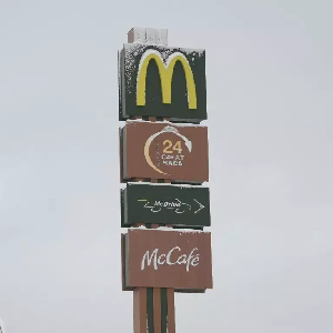 В Казахстане прекратили работу рестораны McDonald’s
