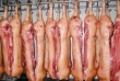 EC начинает финансировать хранение свинины