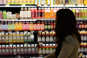 Более 60% россиян тратят на еду половину своей зарплаты Более 60% россиян тратят на еду половину своей зарплаты