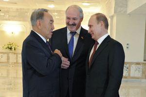 Нурсултан Назарбаев наконец выговорился насчет притеснений казахской говядины и клубники