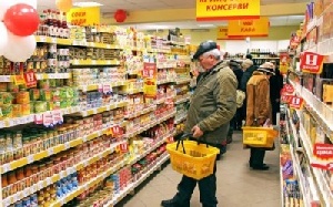 Росстат: оборот розничной торговли в РФ в феврале упал на 7,7%