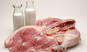 В Курской области аграрии произвели более 500 тысяч тонн мяса и 300 тысяч тонн молока за прошлый год