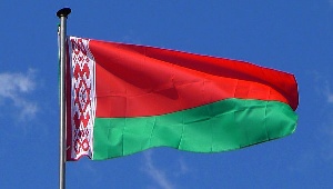 Белоруссия предлагает сопровождать до Казахстана санкционную продукцию