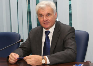 Сенатор Плотников поможет бизнес-омбудсмену Титову защищать права сельхозпроизводителей