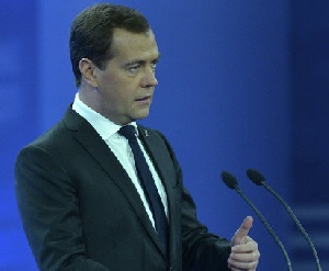 Дмитрий Медведев наградил алтайских животноводов