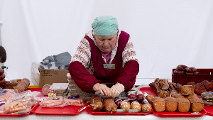 Стоит ли ожидать резкого подорожания колбасы в Алтайском крае?