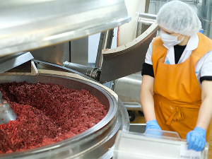 Краснодарский мясокомбинат начал продавать акции по 1,6 рубля за штуку