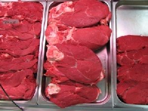 В Омской области изъяли тонну опасного мяса