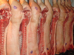 Бразильские экспортеры свинины снизили цены на поставляемую в Россию продукцию